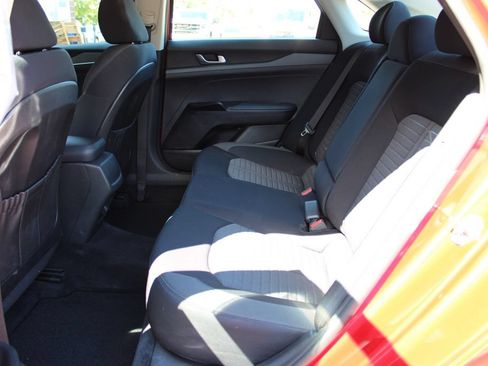 Used 2025 Kia K5 LXS FWD image 35