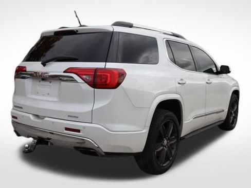 Used 2017 GMC Acadia Denali w/ Technology Package image 11