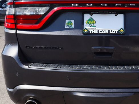 Used 2018 Dodge Durango R/T w/ Blacktop Package image 19