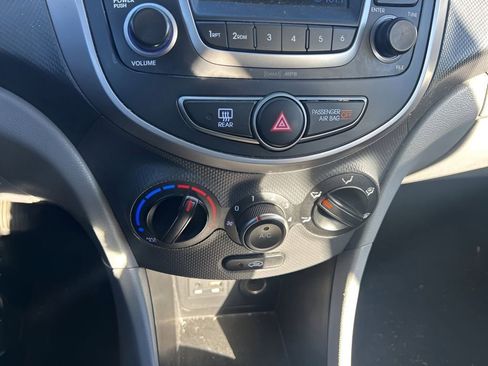 Used 2016 Hyundai Accent SE image 24