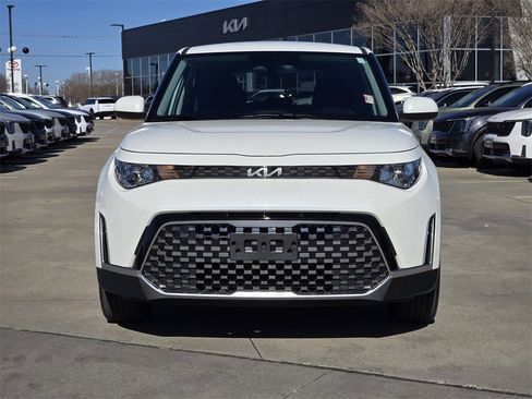 Certified 2025 Kia Soul EX image 11