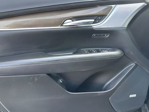 Used 2021 Cadillac XT5 Premium Luxury w/ Platinum Package image 29