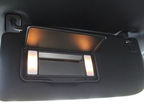 Used 2015 Ford F150 Platinum w/ Equipment Group 701A Luxury image 48