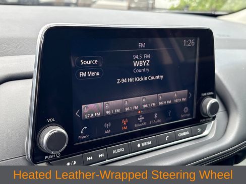 Used 2024 Nissan Rogue SV w/ SV Premium Package FWD image 15