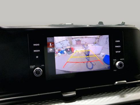 Used 2023 Kia Carnival LX FWD image 53