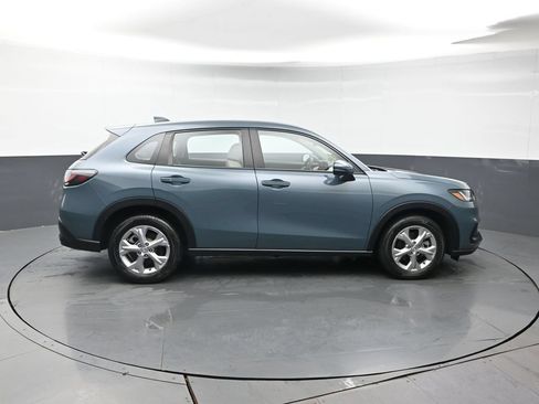 Used 2024 Honda HR-V LX image 7