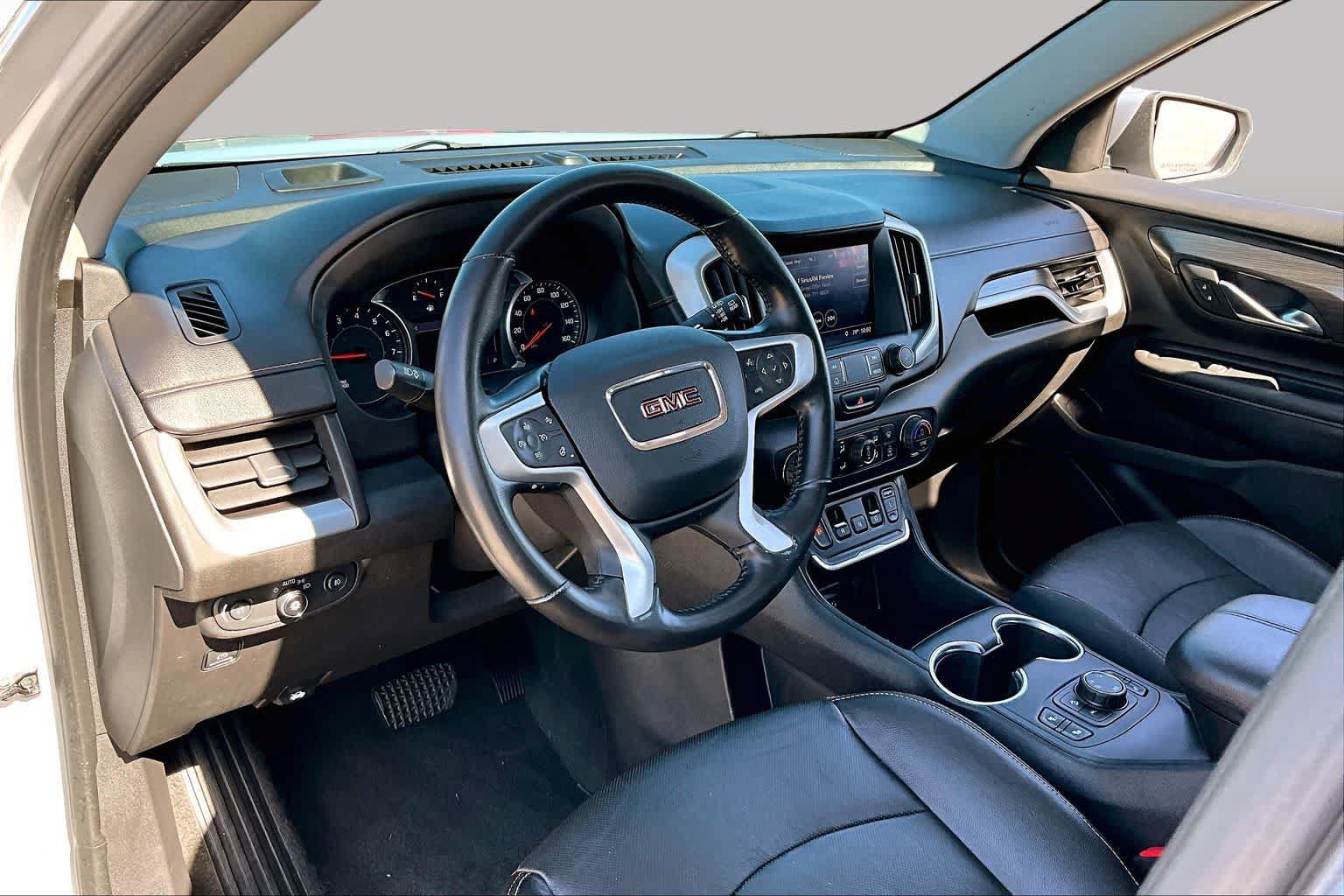 Used 2020 GMC Terrain SLT w/ Preferred Package AWD/4WD image 18