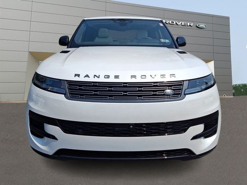 Used 2024 Land Rover Range Rover Sport SE AWD/4WD image 7