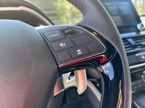 Used 2024 Mitsubishi Eclipse Cross SEL AWD/4WD image 19