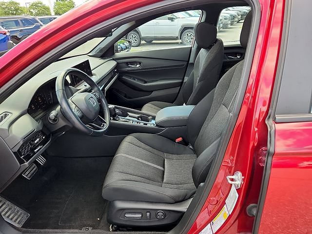 Used 2024 Honda Accord Sport image 13
