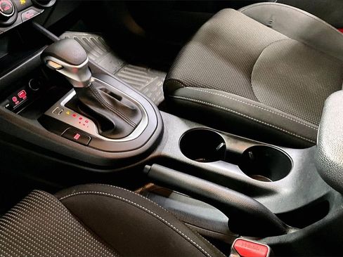 Used 2021 Kia Forte LXS image 18