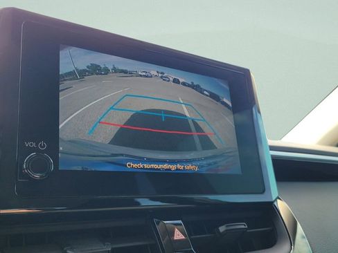 Certified 2023 Toyota Corolla LE FWD image 17