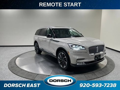 Used 2022 Lincoln Aviator Reserve w/ Equipment Group 201A AWD/4WD image 3