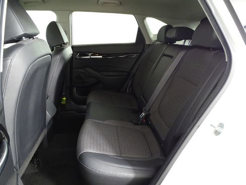 Used 2021 Kia Seltos S image 11