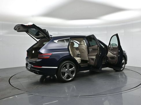 Used 2022 Genesis GV80 3.5T w/ Prestige Package 07 AWD/4WD image 5
