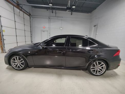 Used 2019 Lexus IS 300 F Sport w/ F Sport Package AWD/4WD image 20