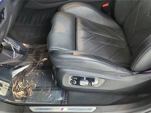 Used 2023 BMW XM image 33
