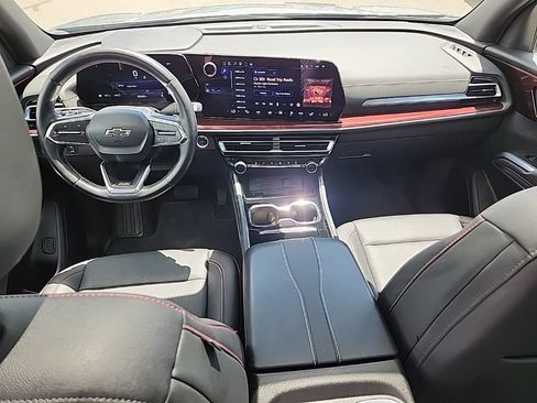 Certified 2024 Chevrolet Traverse Z71 AWD/4WD image 45
