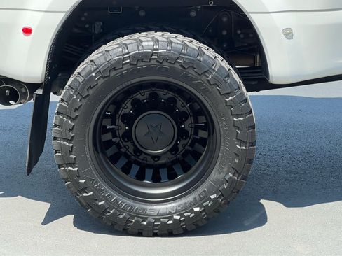Used 2024 Ford F350 Platinum AWD/4WD image 15