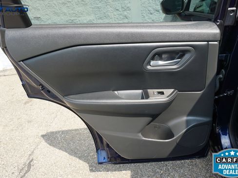 Used 2024 Nissan Rogue SV AWD/4WD image 20