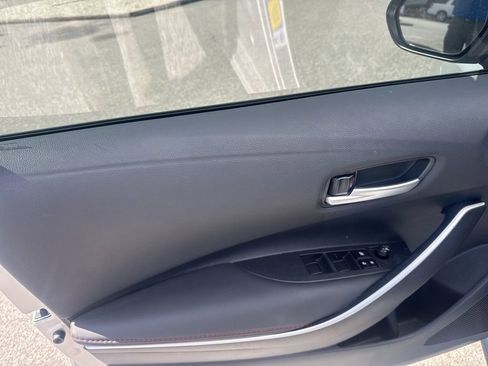 Used 2025 Toyota Corolla SE FWD image 16