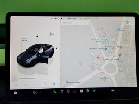 Used 2022 Tesla Model Y Performance image 24