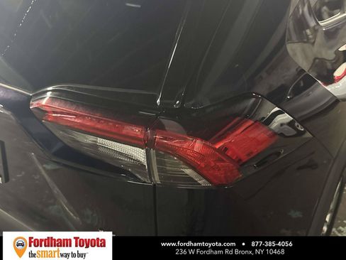 Used 2024 Toyota RAV4 XLE AWD/4WD image 10