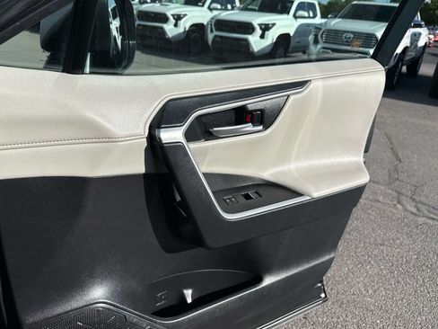Used 2024 Toyota RAV4 Limited AWD/4WD image 19