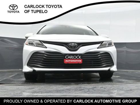 Used 2018 Toyota Camry LE image 36