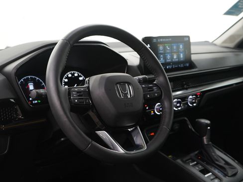 Used 2024 Honda CR-V EX-L image 16