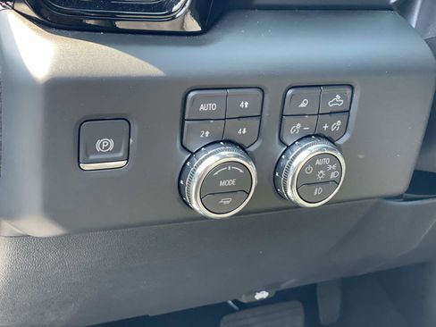 New 2026 GMC Sierra 1500 AT4X image 19