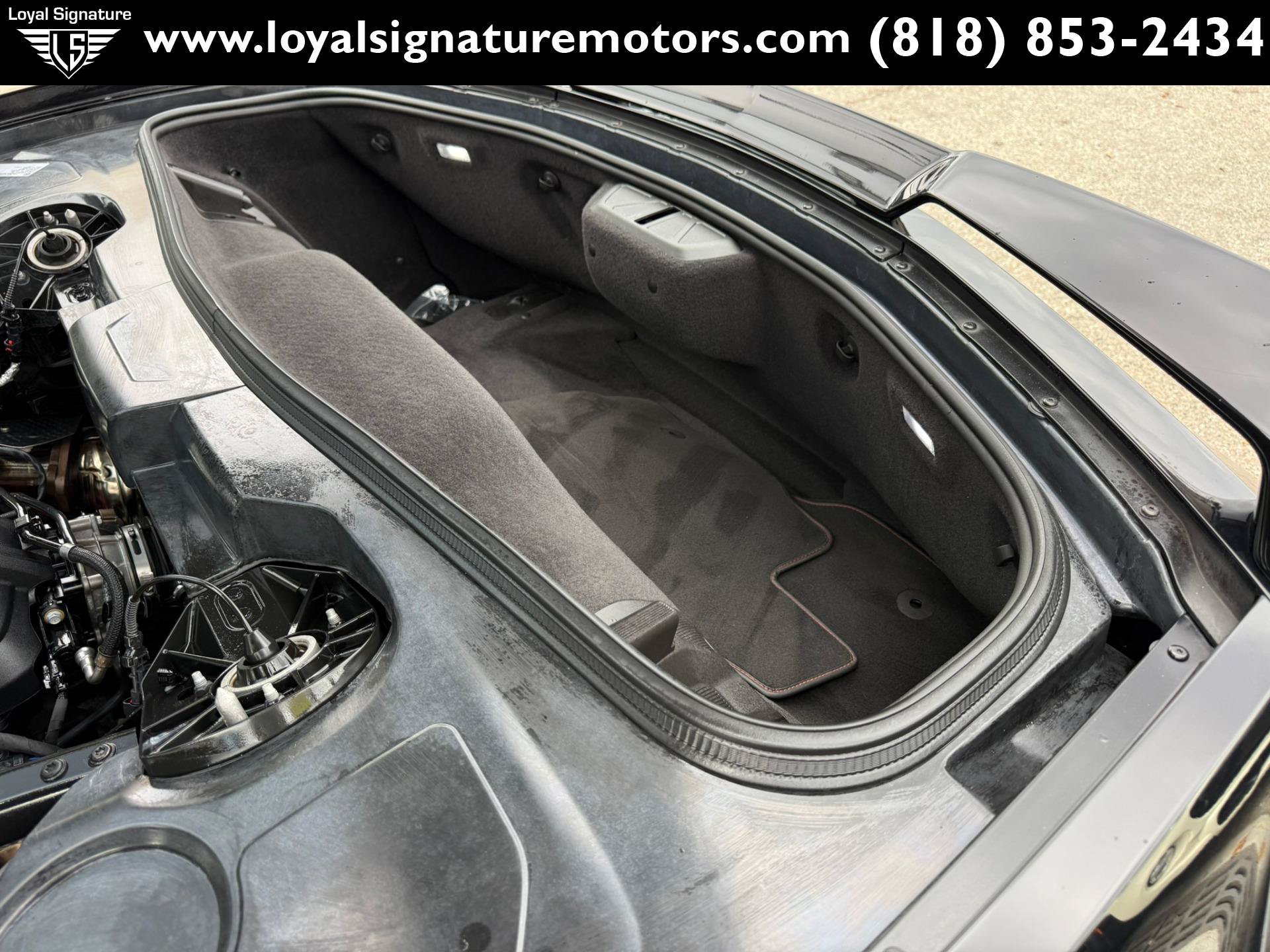 Used 2022 Chevrolet Corvette Stingray Premium Cpe w/ Z51 Performance Package RWD image 11