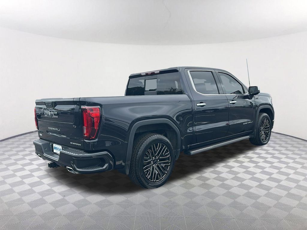 Used 2022 GMC Sierra 1500 Denali Ultimate AWD/4WD image 5