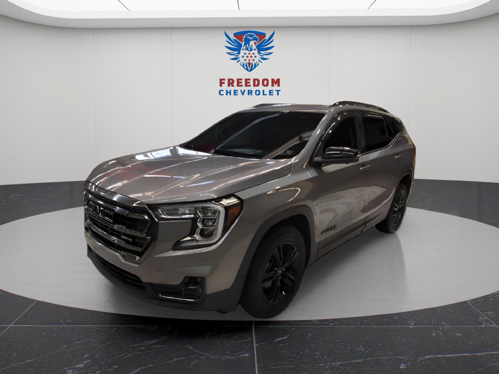 Used 2024 GMC Terrain AT4 w/ Tech Package AWD/4WD image 4