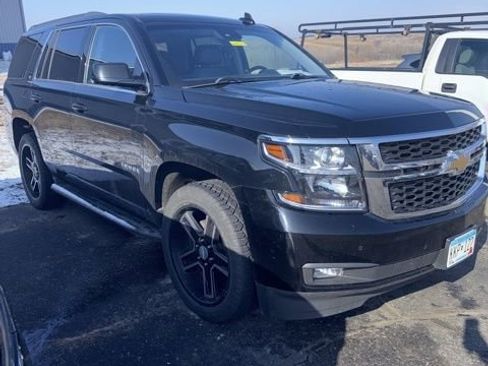 Used 2017 Chevrolet Tahoe LT image 1