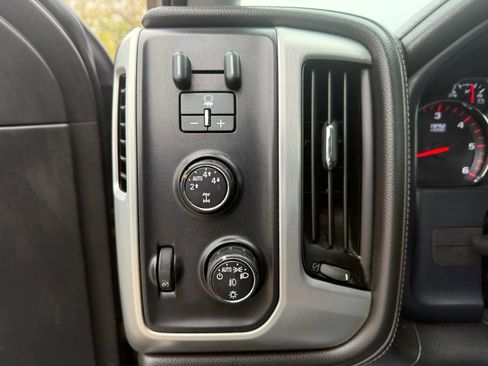Used 2015 GMC Sierra 1500 SLE w/ SLE Value Package AWD/4WD image 19