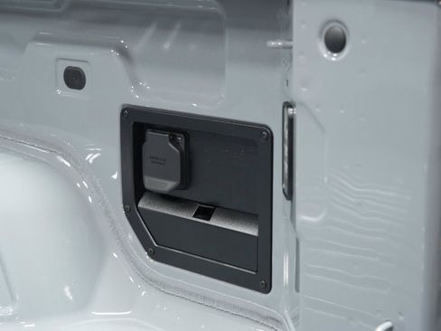 New 2026 GMC Sierra EV Elevation AWD/4WD image 14