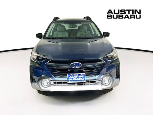 Certified 2025 Subaru Outback Limited image 3