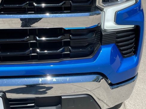 Used 2025 Chevrolet Silverado 1500 LT image 7