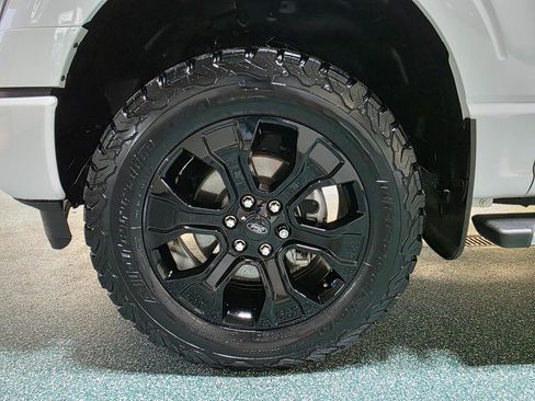Used 2022 Ford F150 XL w/ STX Black Appearance Package AWD/4WD image 12