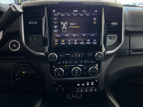 Used 2020 RAM 2500 Laramie AWD/4WD image 16