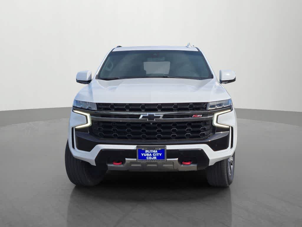 Used 2021 Chevrolet Tahoe Z71 w/ Luxury Package AWD/4WD image 2