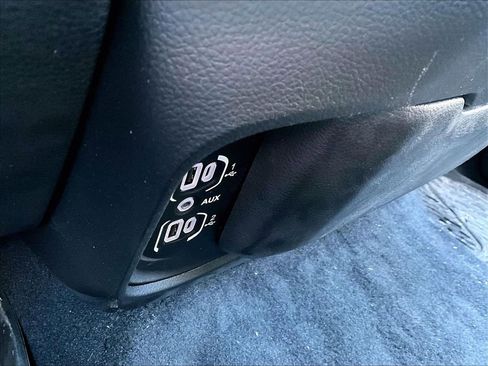 Used 2025 RAM 1500 Big Horn AWD/4WD image 26