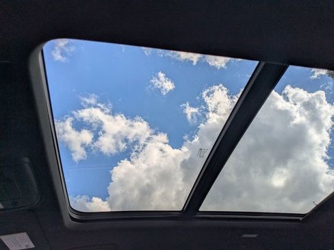 Used 2023 GMC Yukon XL AT4 w/ AT4 Premium Package image 24