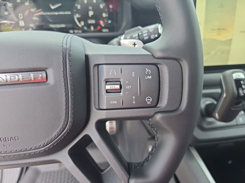 New 2025 Land Rover Defender 110 V8 image 17