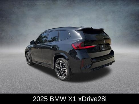 Used 2025 BMW X1 xDrive28i w/ Premium Package image 3