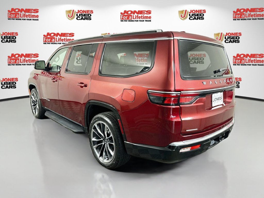Used 2022 Jeep Wagoneer Series II w/ Premium Group I AWD/4WD image 2