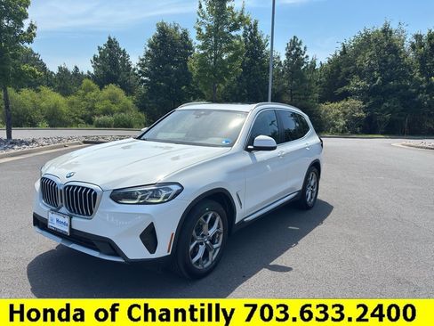 Used 2022 BMW X3 xDrive30i w/ Convenience Package AWD/4WD image 3