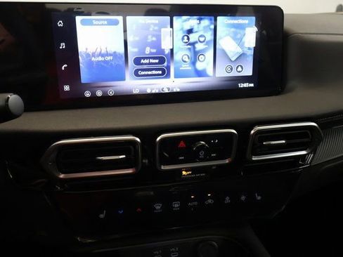New 2026 Nissan Sentra SV w/ SV Convenience Package FWD image 18