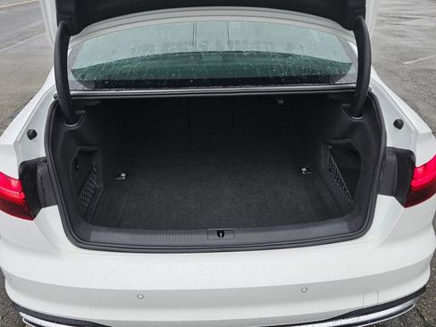 Used 2024 Audi A4 2.0T Premium Plus image 11